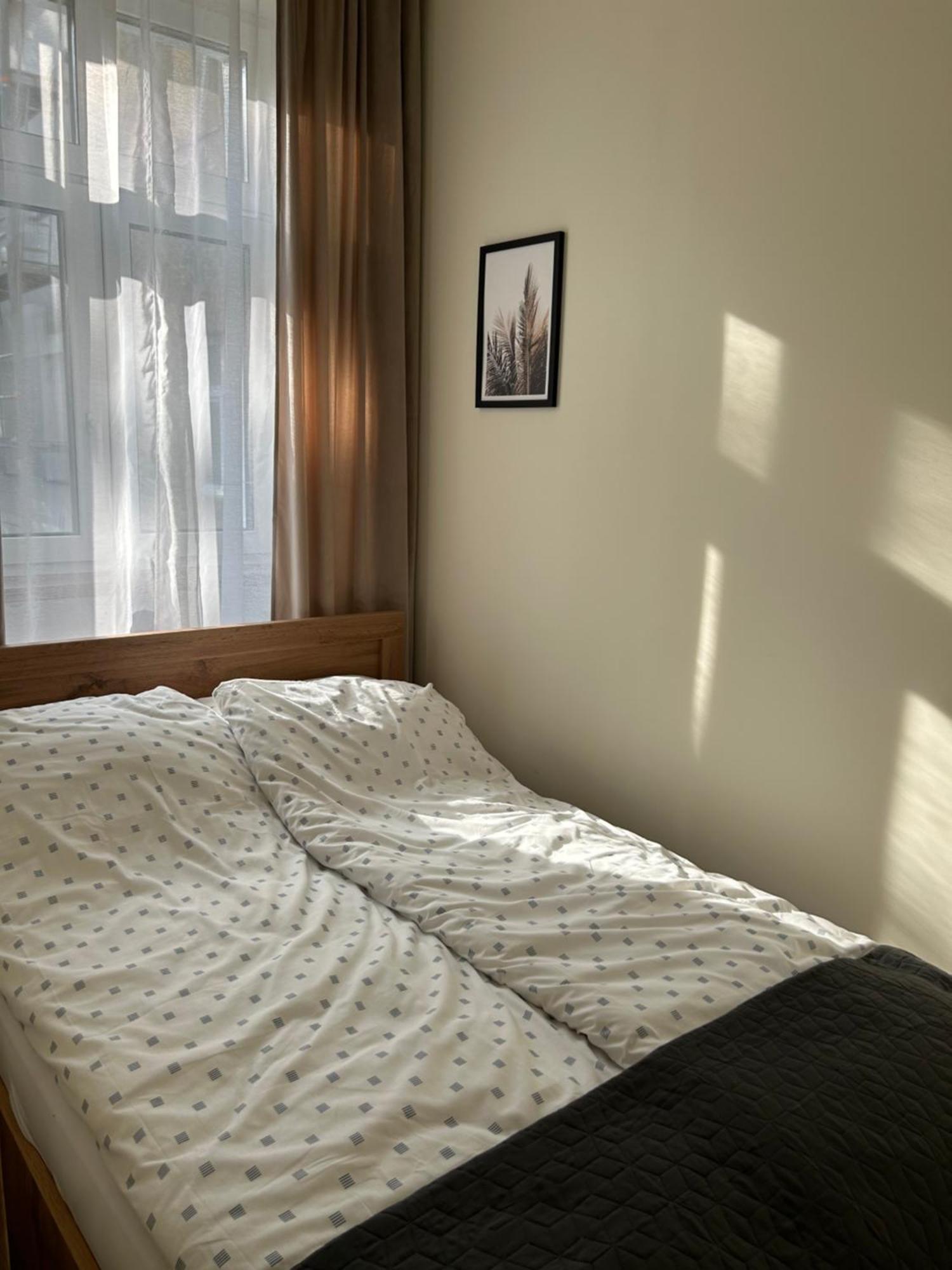 Center Apartments Еленя-Гура Экстерьер фото